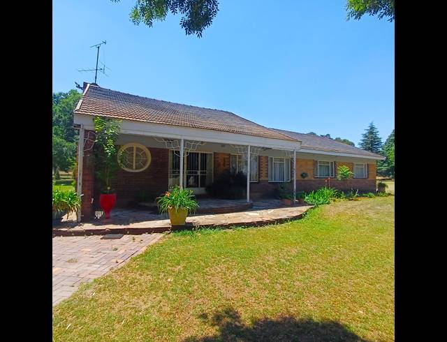 16.20HA SMALLHOLDING FOR SALE IN UITVLUGT AH